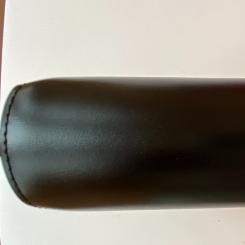 Brand New Celine Triomphe Teen Bag in Shiny Black Calfskin Leather - Picture 13 of 16